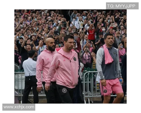 香港足球明星队精彩重播回顾球迷热情再燃共同见证经典瞬间